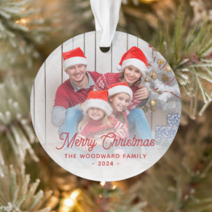 Fröhliches Weihnachtsfamilienfoto Roter Schriftzug Ornament