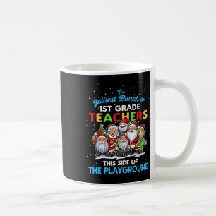 Fröhlichste Gruppe von Lehrern der 1. Klasse auf d Kaffeetasse