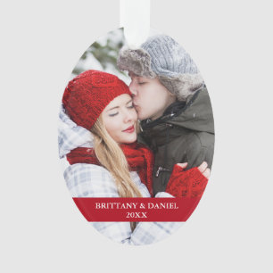 Front photo couple  Ovale rouge des flocons de nei