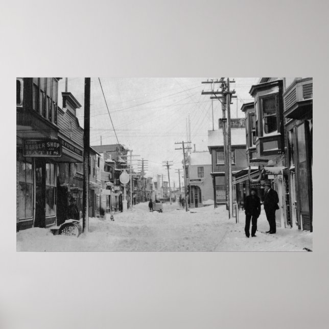 Front Street in Nome, Alaska mit Schnee bedeckt Poster (Vorne)