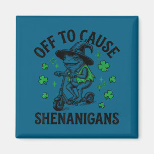 Frosch unterwegs, um am St. Patrick's Day Unfug zu Magnet