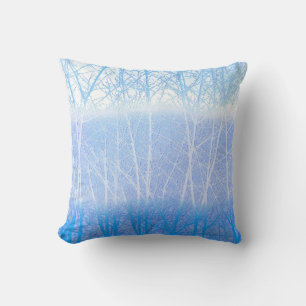 Frosty MIsty Trees Baby Blue Kissen