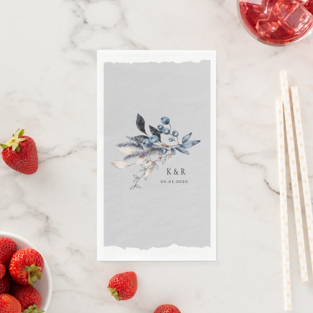 Frosty Winter Floral Monogram Wedding Serviette (Beispiel)