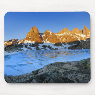 Frozen Minaret Lake Sunrise - Sierra Nevada Mousepad
