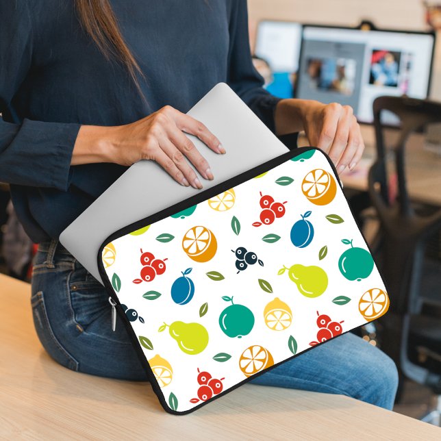 Fruchtmuster, Pflaume, Orange, Zitrone, Birne, Apf Laptopschutzhülle (Von Creator hochgeladen)