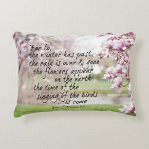 Frühjahrsbibel Verse mit Magnolien Bäumen Zierkissen