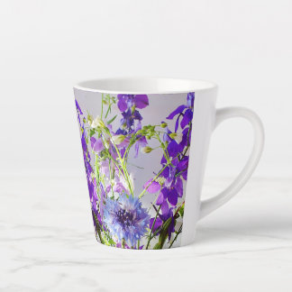 Frühjahrsblüte Latte Tasse
