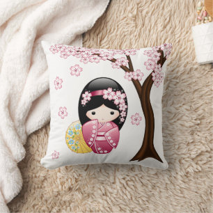 Frühling Kokeshi Puppe - niedliches japanisches Kissen