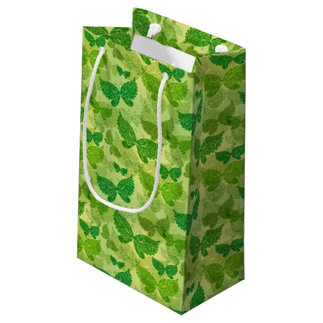 Frühlings-grünes Muster Kleine Geschenktüte (Rückseite Schrägansicht)