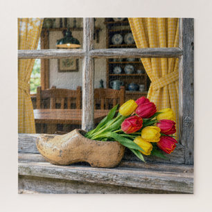 Frühlings-Tulpen in einem holländischen Holzschuh