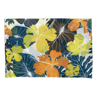 Frühlingsblume: Vintage Blütentextur Kissenbezug