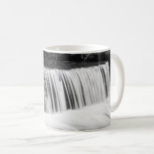 Frühlingsbrunnen bei Hodgson Graustufen-Kaffeetass Kaffeetasse