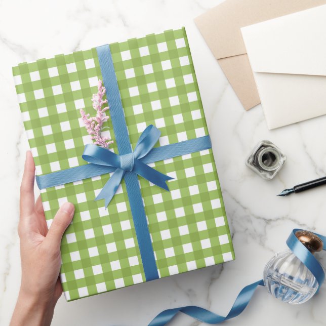 Frühlingshaft hellgrüner Gingham Geschenkpapier (Schenken)