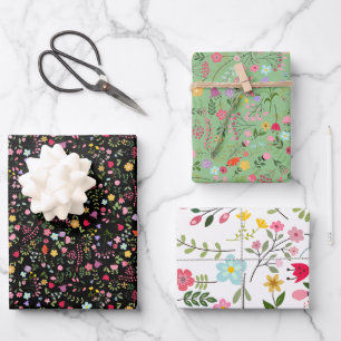 Frühlingswildblumen auf Schwarz, Weiß, Garten Grün Geschenkpapier Set