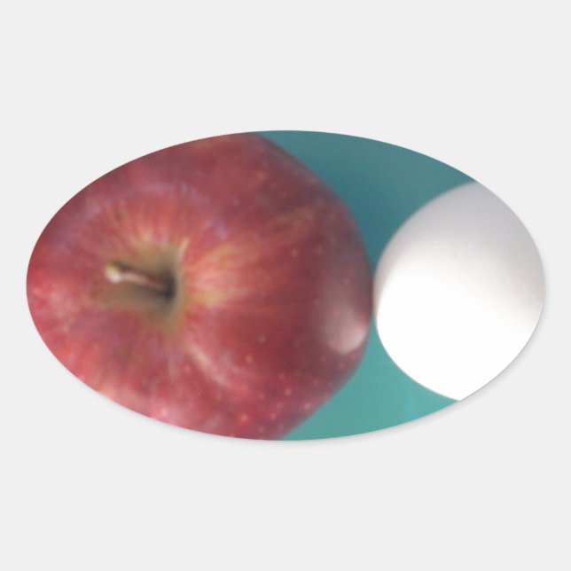 Frühstück Buddies: Zwei Eier $an Apple Still Life Ovaler Aufkleber (Vorderseite)