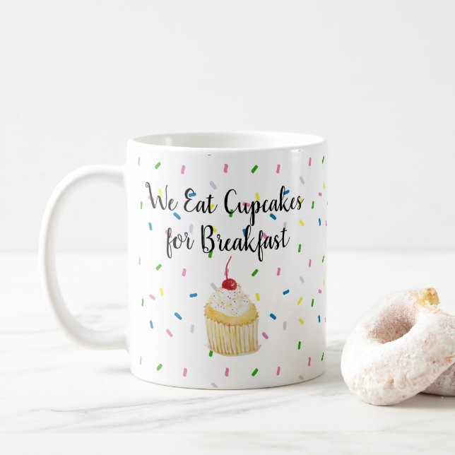 Frühstückskuchen Tasse Kaffee (Mit Donut)