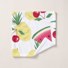 Fruits et baies brillants sur blanc. lancer l'orei