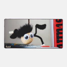 Fubby hangend als de scene van Tom Cruise. Schreibtischunterlage