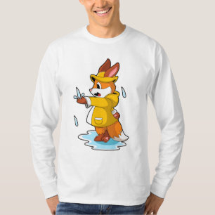 Fuchs bei Regen mit Regenfällen T-Shirt