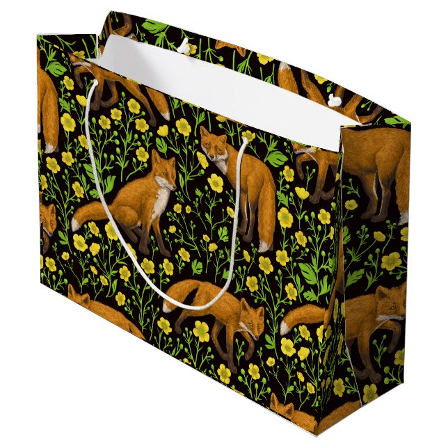 Füchse und Buttercups auf schwarz Große Geschenktüte (Rückseite Schrägansicht)
