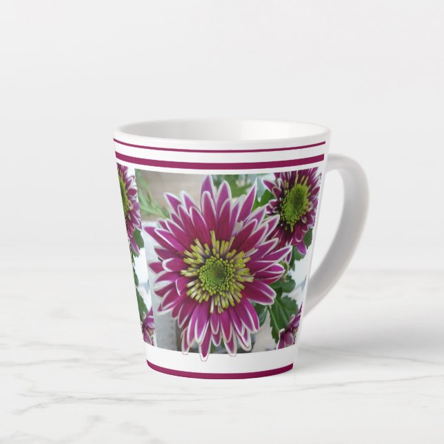 Fuchsia Pink Chrysanthemums Collage Latte Tasse (Rechte Ecke)