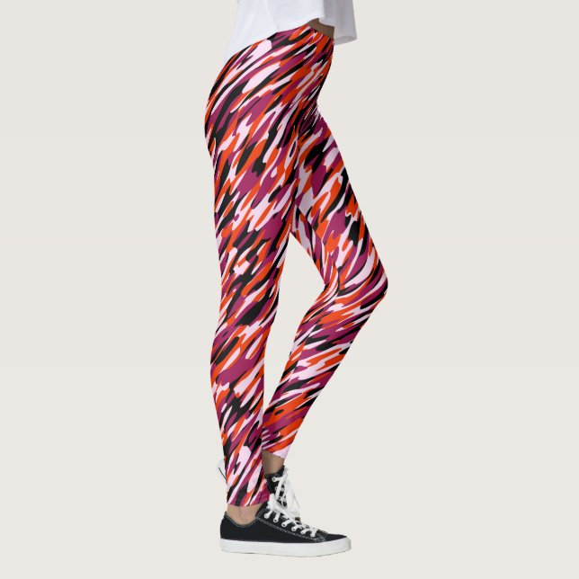 Fuchsia pink, orange, black and white camo  leggings (Rechts)