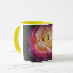 Fuchsien und gelbe Rose Tasse
