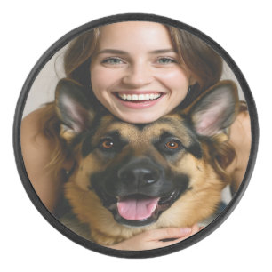 Fügen Sie ein Foto eines deutschen Schäferhundes h Eishockey Puck