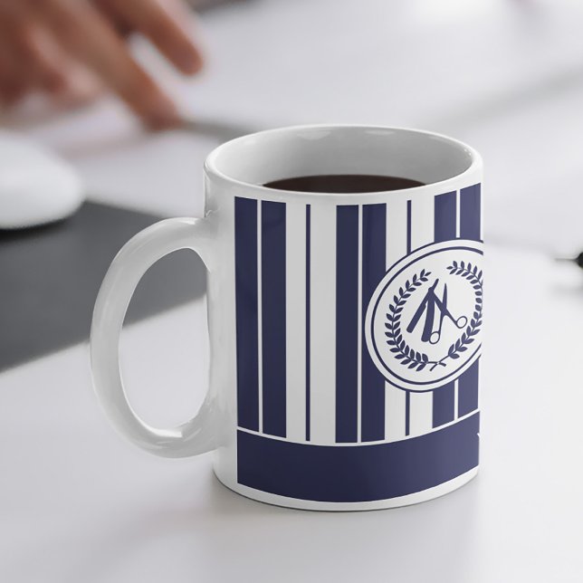 Fügen Sie Ihr Logo Friseur Friseur-Namen Marine we Tasse (Von Creator hochgeladen)