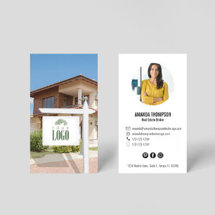 Fügen Sie Ihr Logo hinzu   Foto eines Immobilienma Visitenkarte