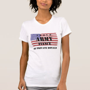 Fügen Sie Ihr Verlobte Name Proud Army Finace Shir T-Shirt