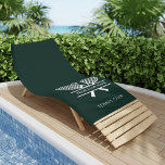 Fügen Sie Ihren Clubnamen Tennis Team Green hinzu Strandtuch<br><div class="desc">Passen Sie dieses Badetuch einfach an, indem Sie auf den Button "Personalisieren" klicken, um Ihren Club- oder Gesellschaftsnamen hinzuzufügen. Sie können den Hintergrund, die Schriftart und die Handtuchfarbe ändern, indem Sie auf "Bearbeiten mit dem Design-Tool" klicken. Ideal für alle Clubs, Geschäfte oder Schulklassen. Bestellen Sie so viele oder so weniger...</div>