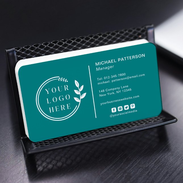 Fügen Sie Ihren Logo Social Media QR Code Corporat Visitenkarte (Von Creator hochgeladen)