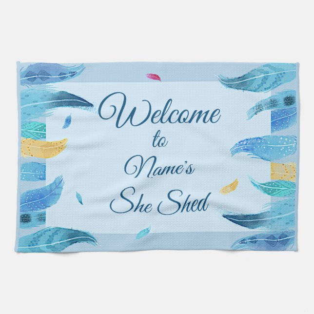 Fügen Sie Name Edit Text Sie Shed Boho Blue Feathe Geschirrtuch (Horizontal)