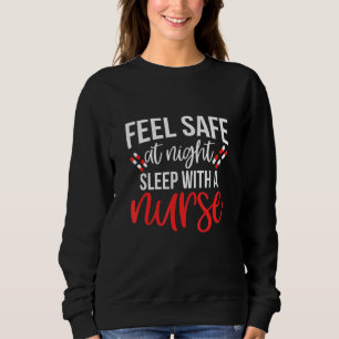 Fühlen Sie sich beim Nachtschlafen mit einer Krank Sweatshirt