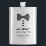 Fun Black Krawatte Tuxedo Trauzeuge Silver Flask Flachmann<br><div class="desc">Diese lustige Flasche ist als Geschenk oder Gutes für Ihren Trauzeuge konzipiert. Es zeigt ein Bild einer schwarzen Bogen-Krawatte mit drei Tasten, die einem Tuxedo ähneln. Der Text lautet "Trauzeuge" und hat einen Platz für seinen Namen, die Namen des Paares und das Hochzeitstag. Ein guter Weg, um ihm dafür zu...</div>