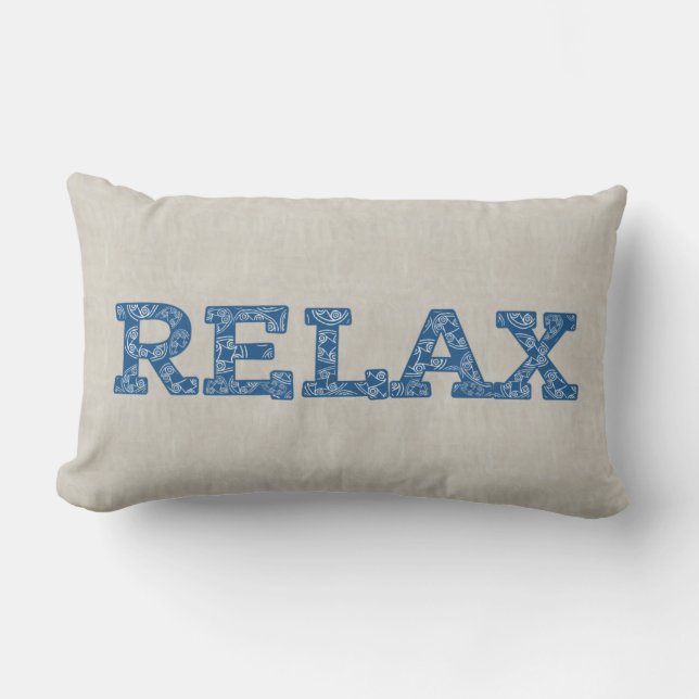 Fun Blue Floral Imitate Applique 'Relax' Cushion Lendenkissen (Vorderseite)