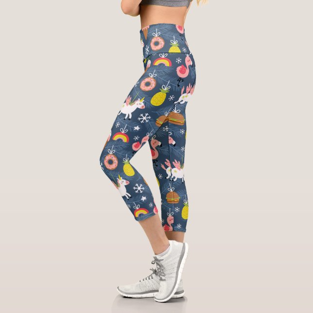 Fun Christmas Unicorns und Flamingos Muster Capri Leggings (Links)