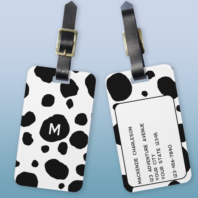Fun Cow Print Black and White Monogram Initial Gepäckanhänger (Fun cow cowhide print monogram initial personalized black and white luggage tag)
