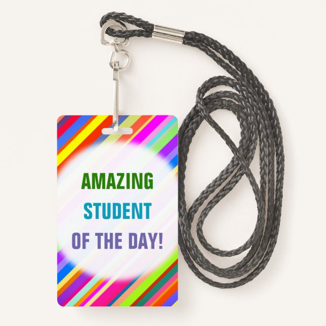 Fun "ÉTUDIANT EXTRAORDINAIRE DU JOUR !" Badge (Devant avec lanière)