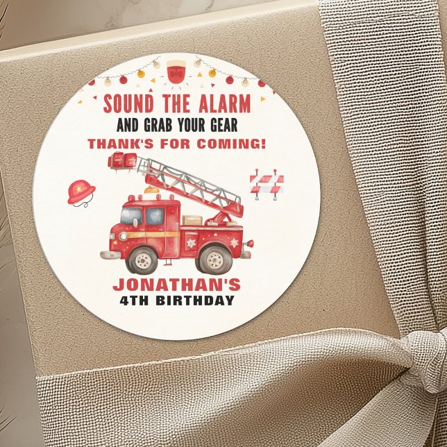 Fun Firefighter Birthday Boy Party Runder Aufkleber (Von Creator hochgeladen)
