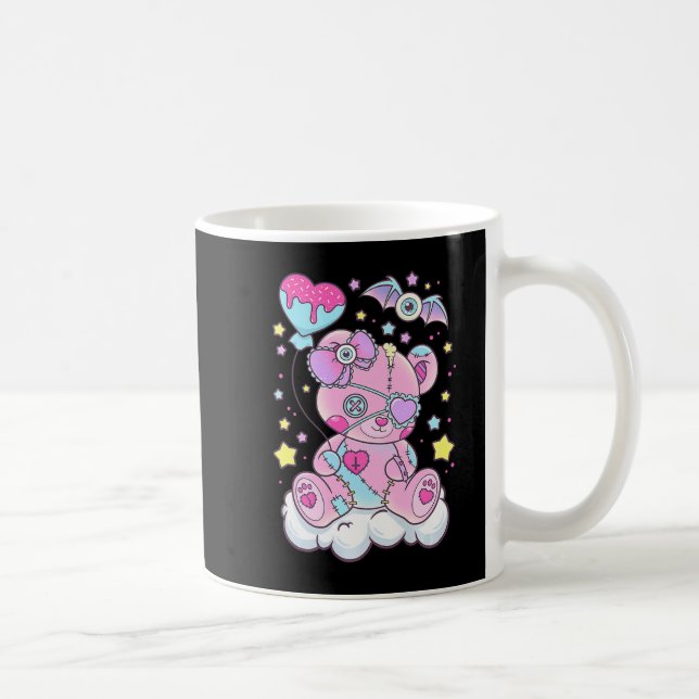 Fun Kawaii Pastel Goth Niedlicher Creepy Bär Anime Kaffeetasse (Rechts)