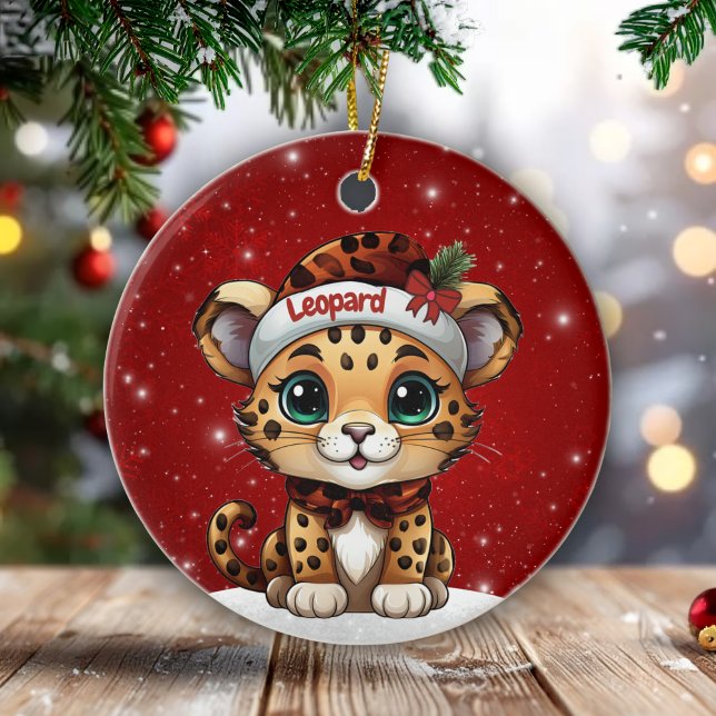 Fun Leopard Red Sparkle Animal Print Lover 🐆🐈🐾 Keramik Ornament (Personalizable Kitten Xmas Decoration Customizable Name Leopard Decor Cat Berry Red Ornament  🐆🎄)