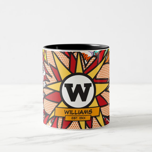 Fun Modern Family Name Monogram Comic Book Zweifarbige Tasse (Mittel)
