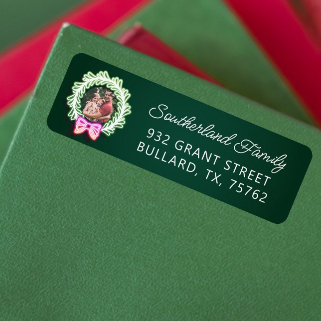 Fun Pink Green Neon Lights Weihnachtsfeuer Foto (Fun Pink Green Neon Lights Christmas Wreath Photo Label)