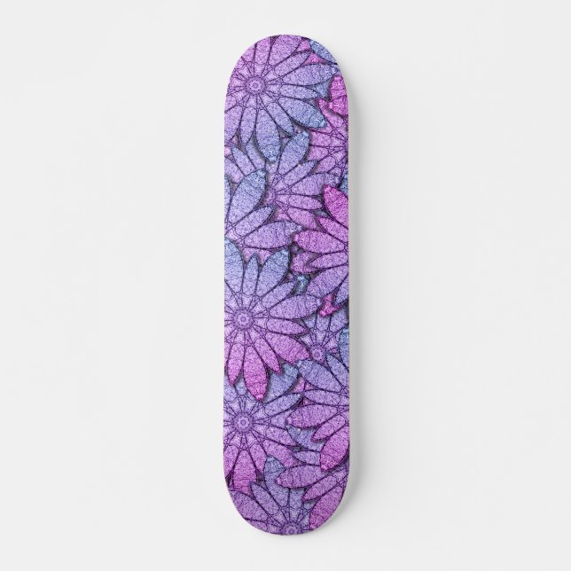 Fun Purple Blumen Skateboard (Vorne)