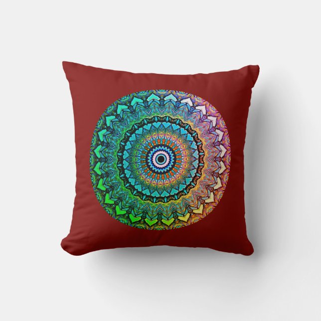 Fun Rainbow and Hearts Mandala on Dark Red Kissen (Vorderseite)