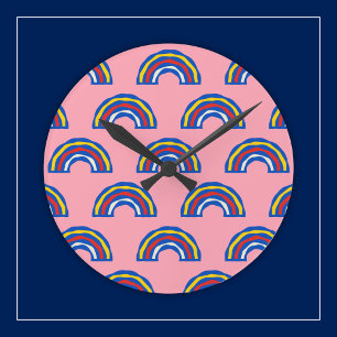 Fun Retro 80er Primäre Farbenbügel auf Niedlich ro Runde Wanduhr