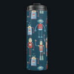 Fun Retro Robot Muster Thermosbecher<br><div class="desc">Niedliches,  lustiges Retro-Roboter-Muster aus Vintatge auf dunkelgrünem Hintergrund. Ideal für Sci-Fi-Fans,  Vater,  Grandads und alle,  die Lieben zu basteln. Originelle Kunst von Nic Squirrell.</div>