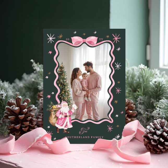 Fun Retro Santa Wavy Pink Ribbon Foto Weihnachten (Fun Retro Santa Wavy Pink Ribbon Photo Christmas Holiday Card)